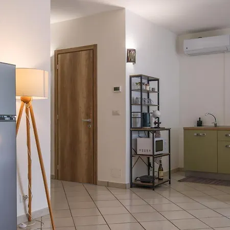 Ca' Del Viaggiatore Bed and breakfast Farigliano